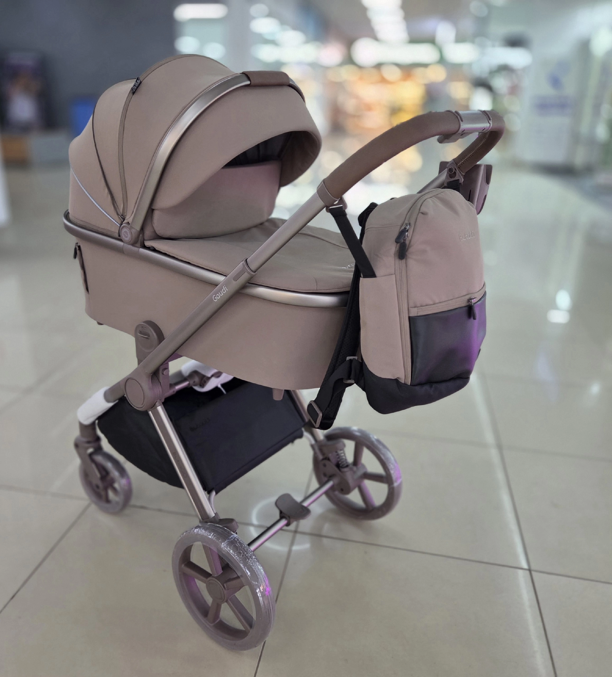 Коляска 3 в 1 Bubago Gaudi premium — изображение 9